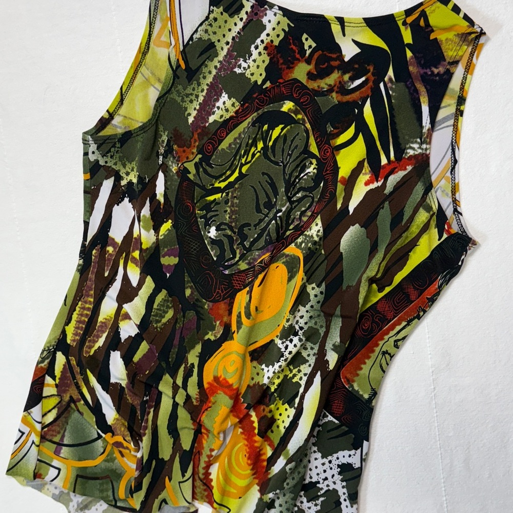 Clientele Abstract Graphic Sleeveless Top - Picture 5 of 5